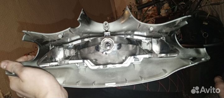 Фара на скутер и подкрылок