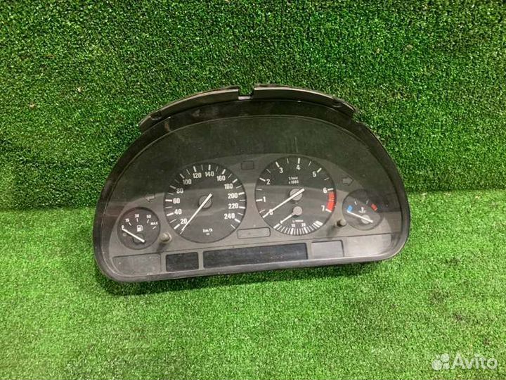 Панель приборов Bmw 5-Series E39 M54B25 2001