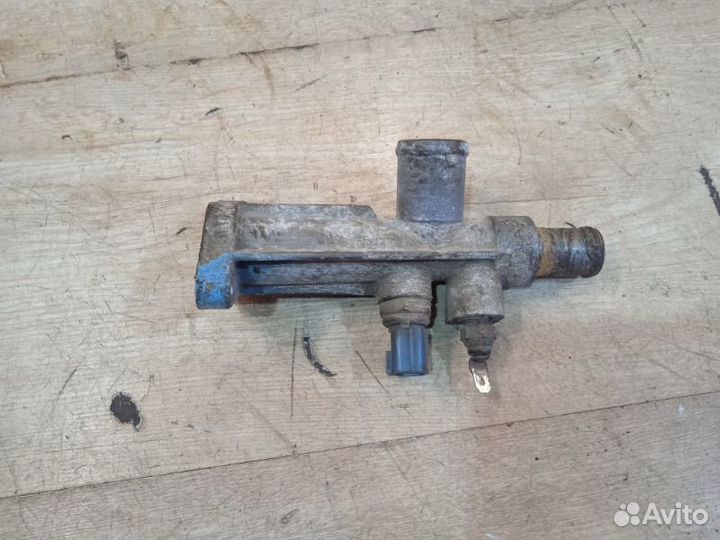 Фланец двигателя системы охлаждения Nissan