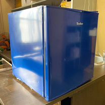 Холодильник Tesler RC-73 Deep Blue
