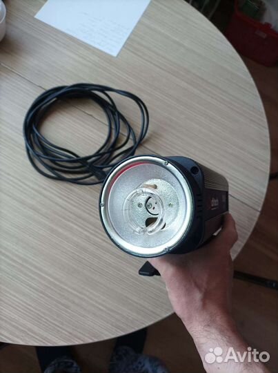 Импульсная вспышка Ditech FD-200U