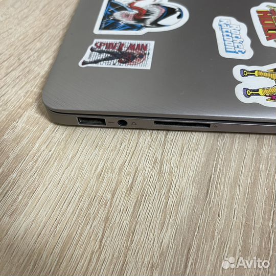 Ноутбук Asus zenbook UX330C