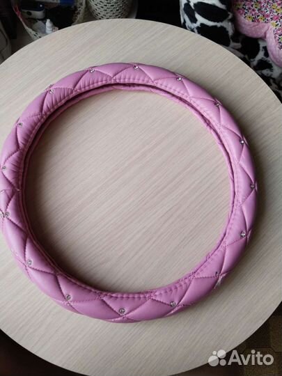 Оплетка на руль со стразами