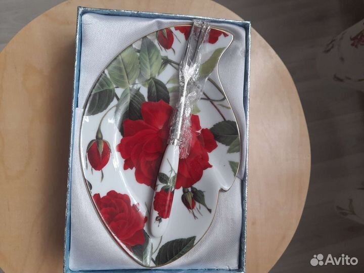 Фарфор тарелочка под рыбу