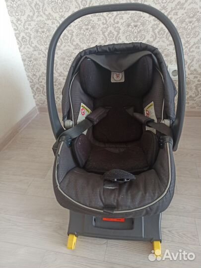 Автолюлька Peg perego с базой isofix