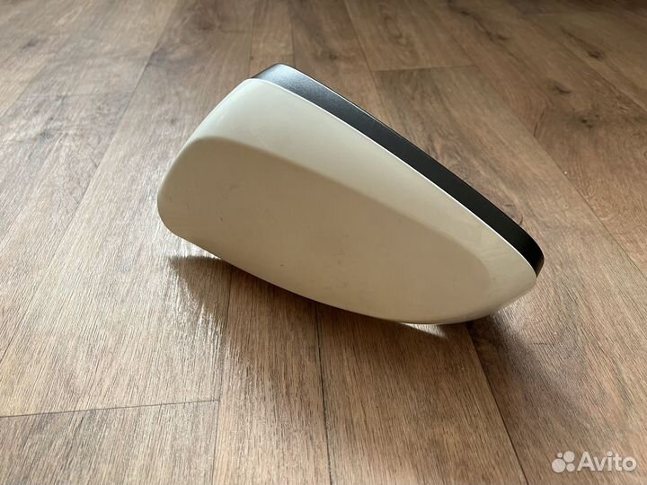 Зеркало заднего вида