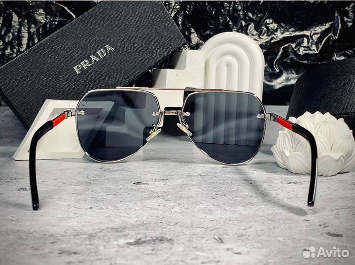 Очки Prada Aviator