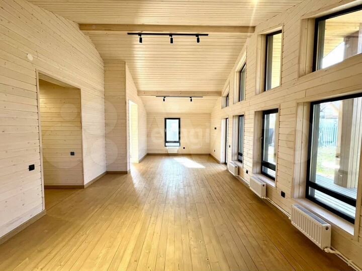 Дом 114 м² на участке 13 сот.