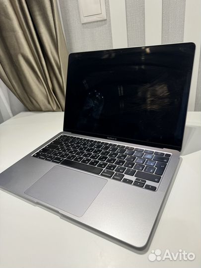 Apple MacBook air 13 2020 m1 16gb 256