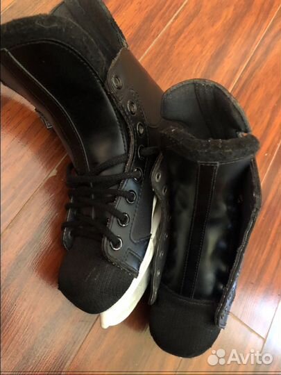 Хоккейные коньки Bauer