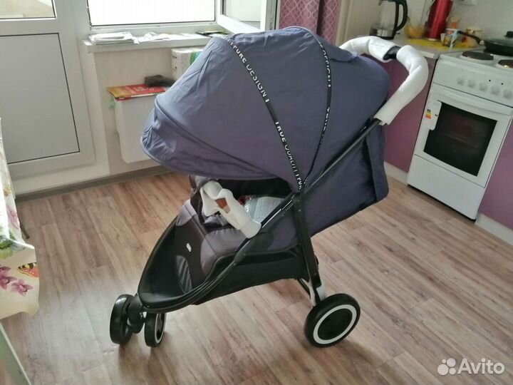 Коляска прогулочная Happy baby Ultima V3