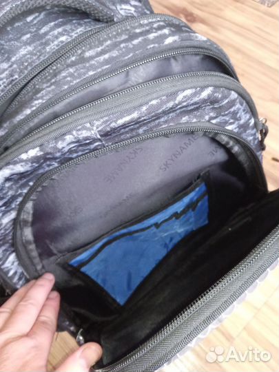 Рюкзак школьный