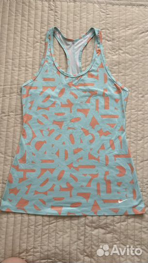 Спортивный топ-майка nike светло голубого цвета m