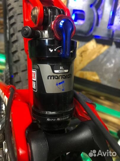 Горный велосипед Commencal Super 4 Pro
