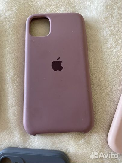 Чехол на iPhone 11