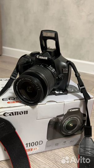 Зеркальный фотоаппарат Canon 1100d