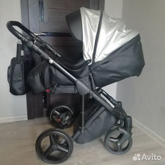 Детская коляска