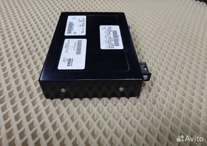 Спутниковое радио блок усилителя Mercedes-Benz