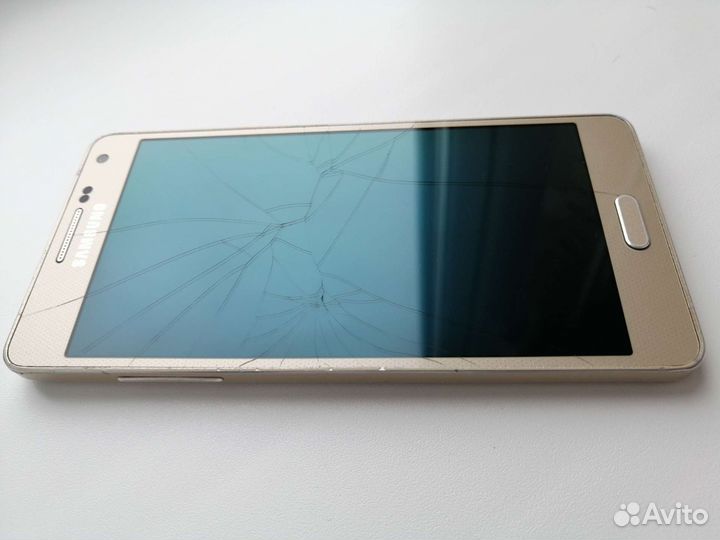 Смартфон Samsung Galaxy A5