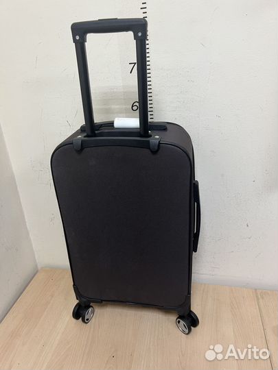 Новый маленький Чемодан на 4 колесах Арт. 2866