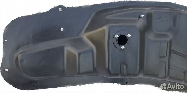 Бак топливный Mitsubishi Pajero 3 г.в. 2000-2006