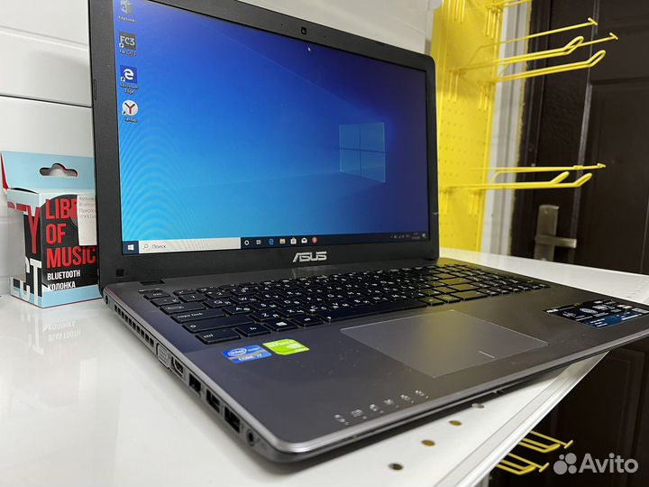 Ноутбук Asus x550c i7, 720m