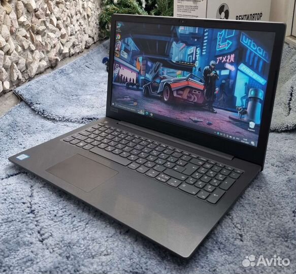 Игровой ноутбук Lenovo i3/озу8гб/ssd256