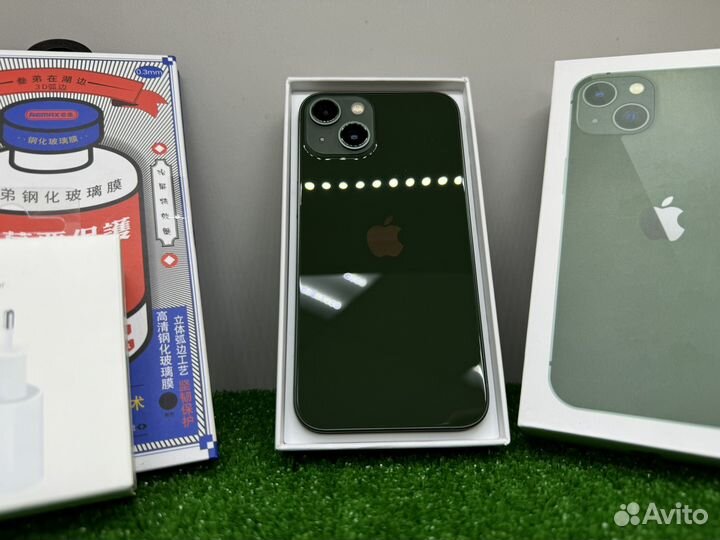 iPhone 13, 256 ГБ