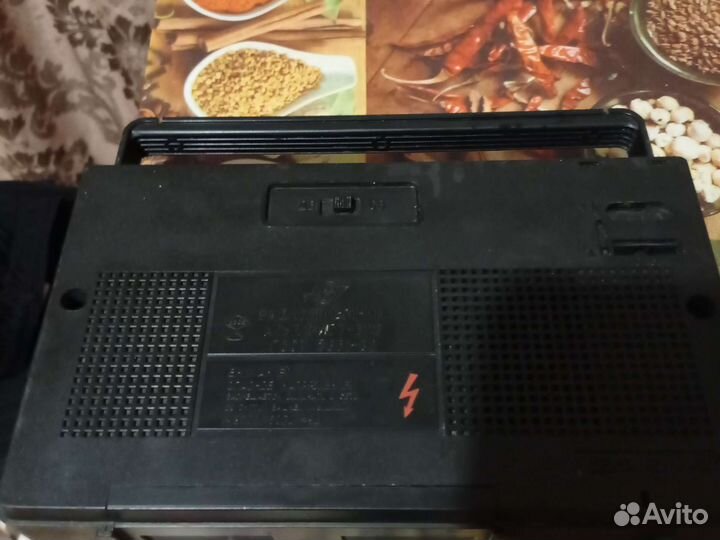 Радиоприемник СССР Альпинист 320