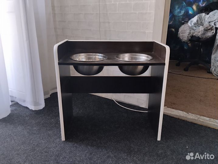 Кормушка для собак крупных пород