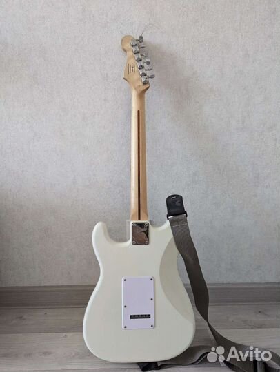 Электрогитара fender squier bullet stratocaster