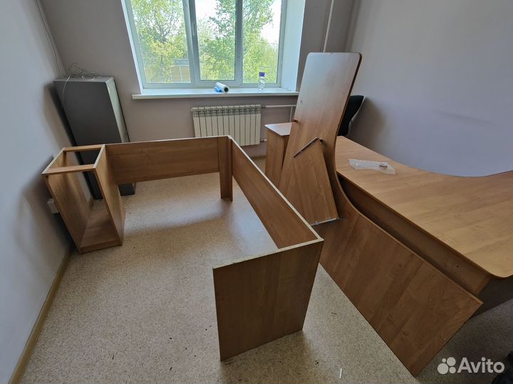 Стол офисный