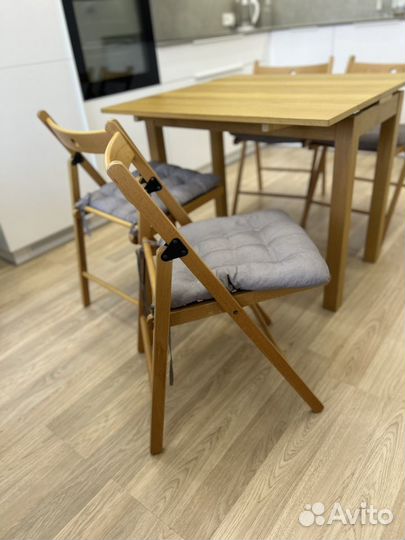 Стол раздвижной и складные стулья IKEA