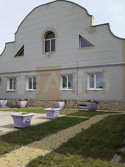 Дом 326,6 м² на участке 18,5 сот.