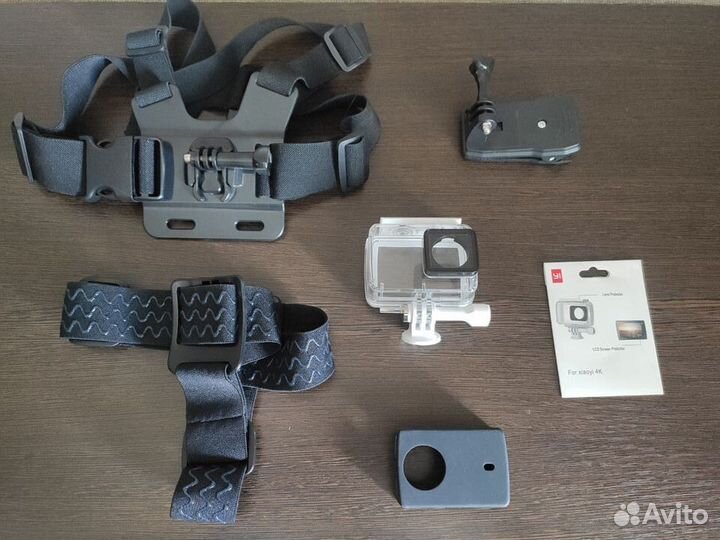 Экшн камера Хiaomi Yi 4K аквабокс + крепления