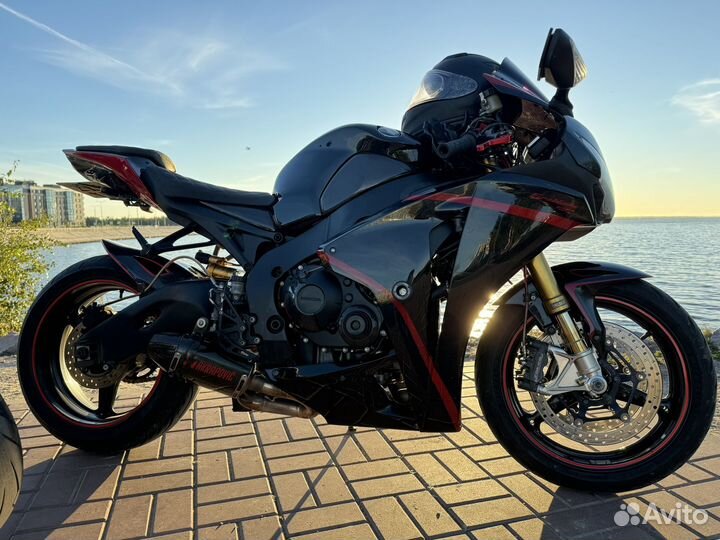 Honda cbr 1000rr