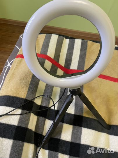 Лампа настольная