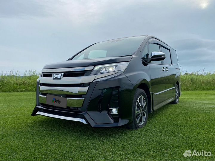 Toyota Noah 2.0 CVT, 2021, 25 000 км
