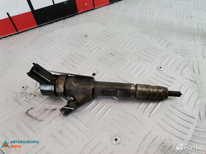 Форсунка Renault Scenic 2 рест. 2008 8200606383