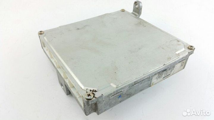 Блок управления двигателем Honda Stream RN1 D17A