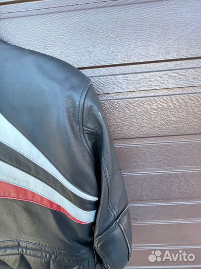 Кожаная мото куртка