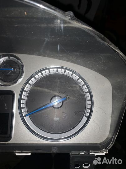 Щиток приборов cadillac escalade