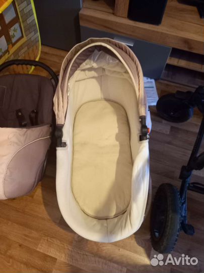 Коляска zippy 3 в 1