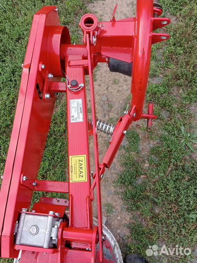 Продам польскую роторную косилку Wirax 125