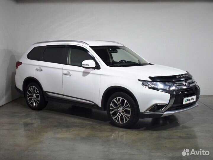 Mitsubishi Outlander 2.4 CVT, 2017, 165 000 км