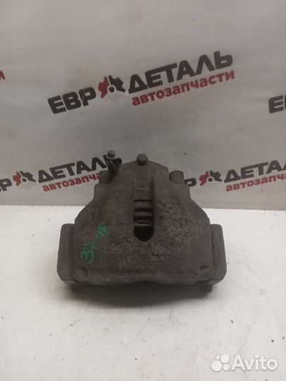 Суппорт тормозной передний правый Opel Vectra B