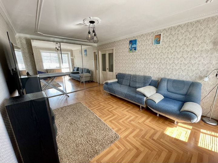 2-к. квартира, 55 м², 6/9 эт.