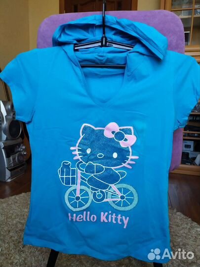 Футболка с капюшоном р 44-46