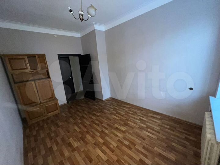 Аукцион: 3-к. квартира, 78,2 м², 1/5 эт.