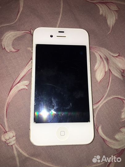 Телефон iPhone 4s